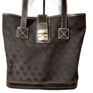 DOONEY and BOURKE black tote purse book shopping computer bag